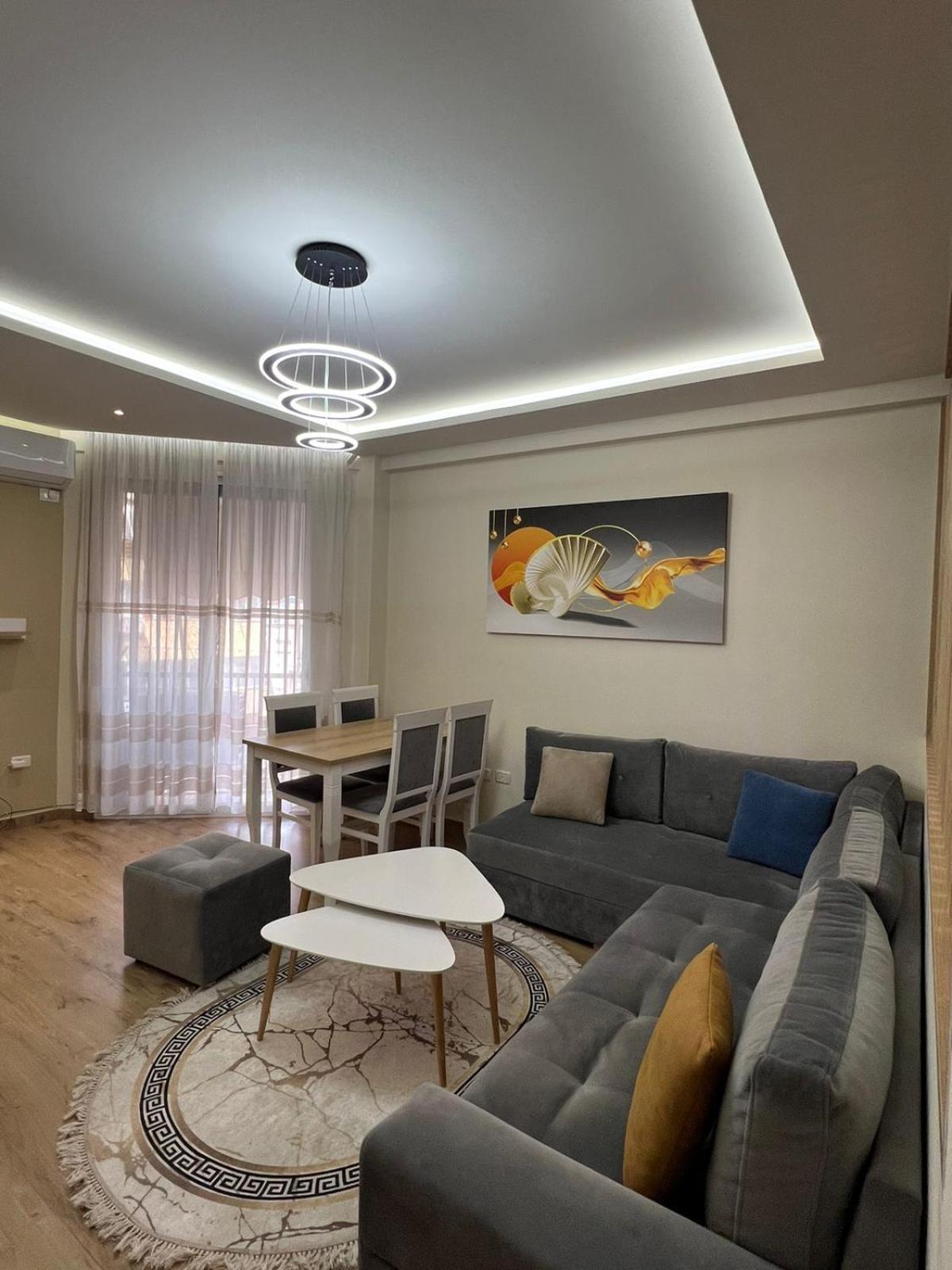 Condor Center Luxury Apartment Тирана Екстериор снимка